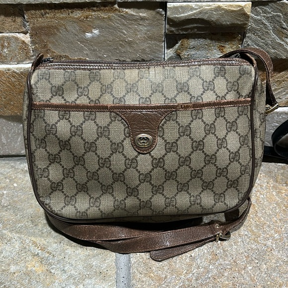 Vintage Gucci crossbody bag - Picture 1 of 17